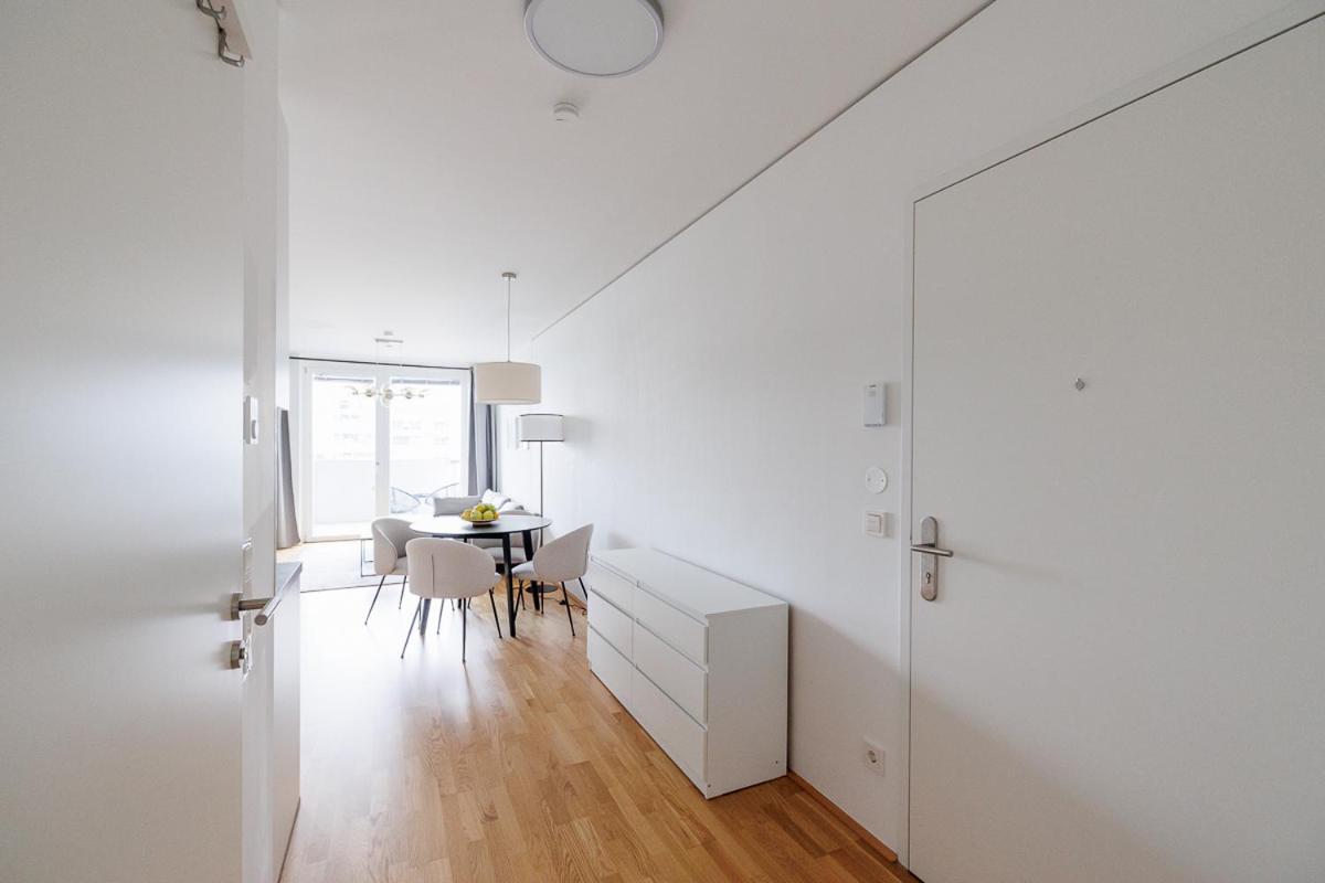 Lovely Apartment In Marina Tower - 10Min To City Center Vienne Extérieur photo