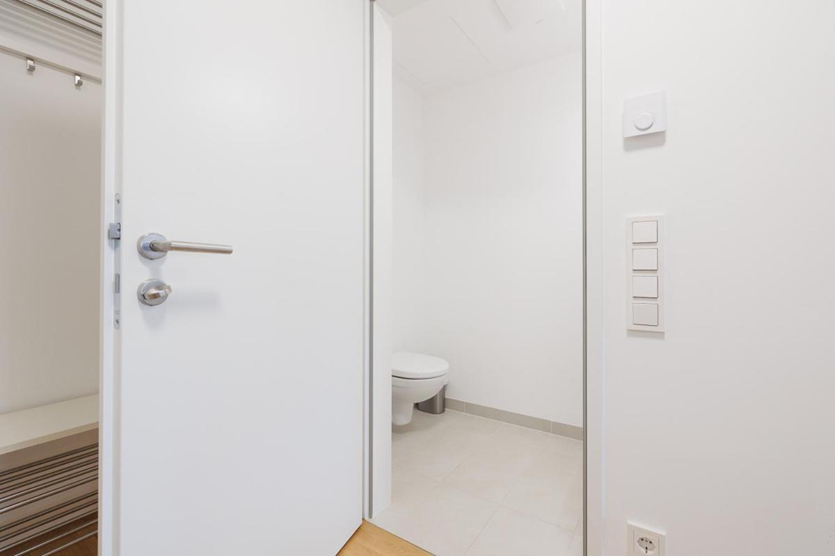 Lovely Apartment In Marina Tower - 10Min To City Center Vienne Extérieur photo