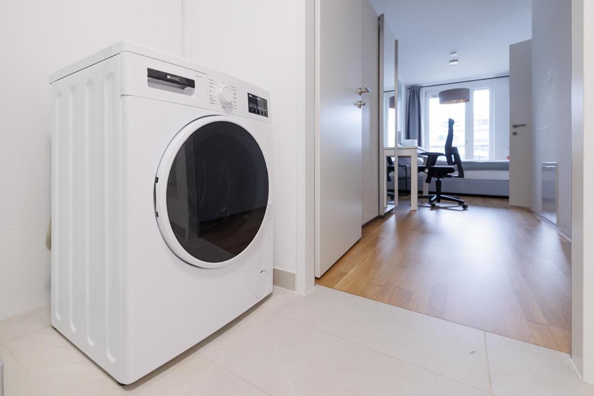 Lovely Apartment In Marina Tower - 10Min To City Center Vienne Extérieur photo